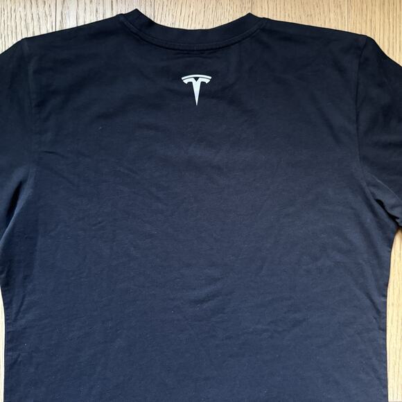 TESLA Women’s Logo Tee Black NWT - Size M - Picture 5 of 5